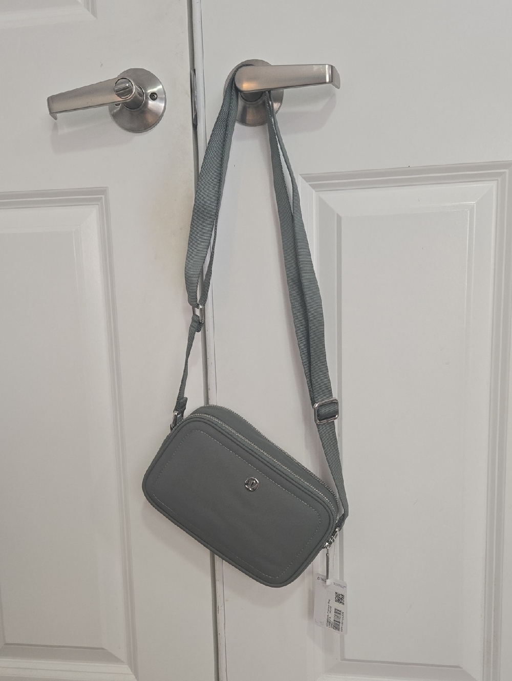 Crossbody Bag in "Grey Eucalyptus"- Minimalist Everyday Carry